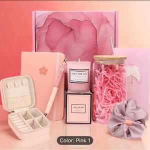 Pink Gift Set with Candle and Accessories